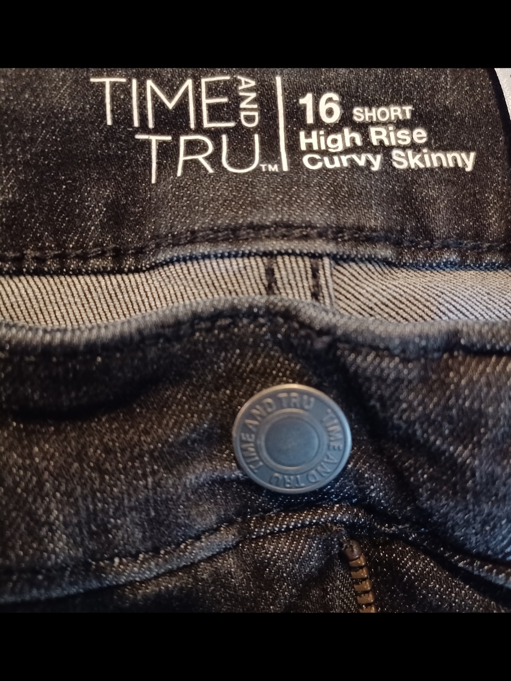 Time And Tru Women’s Black Fade Wash High Rise Curvy Skinny Stretch Denim Jeans - Picture 9 of 9